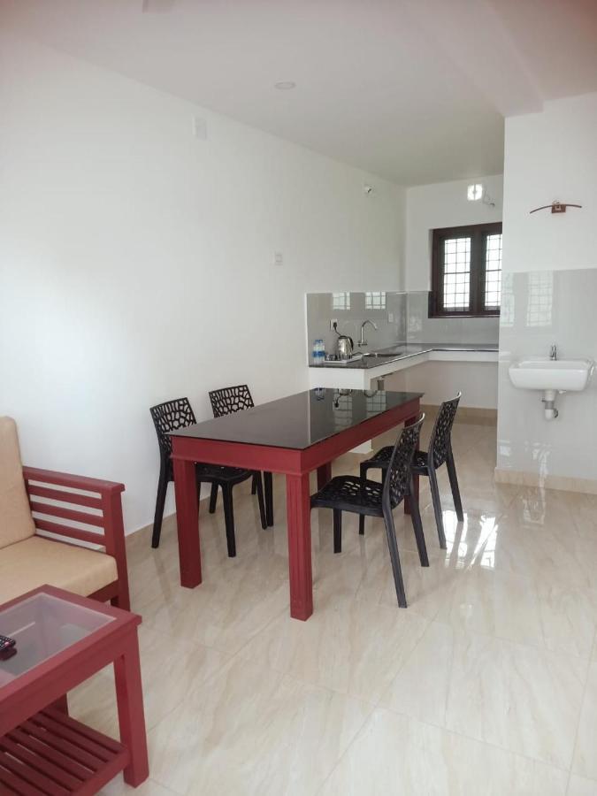 Hotel Grace Mary Residency Nedumbassery Exterior foto