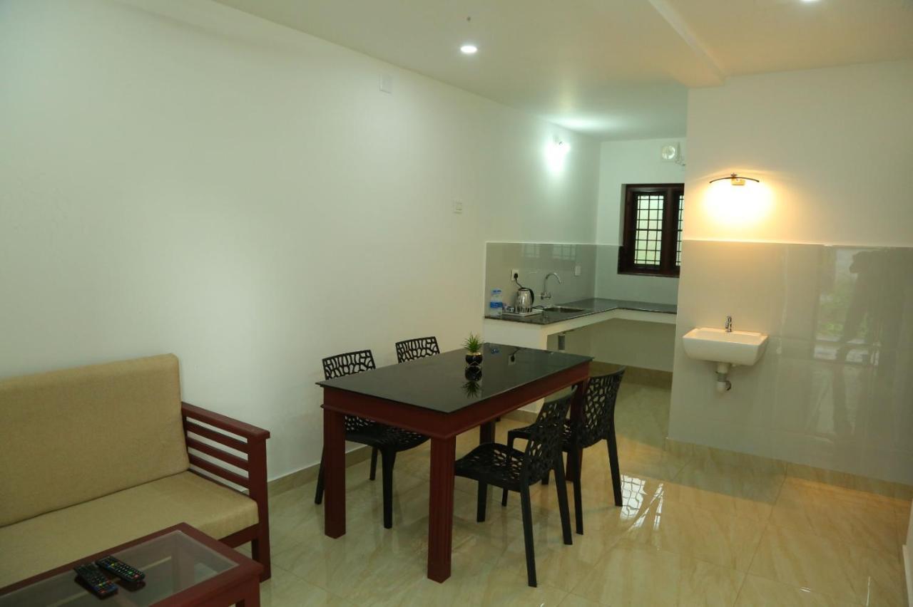 Hotel Grace Mary Residency Nedumbassery Exterior foto